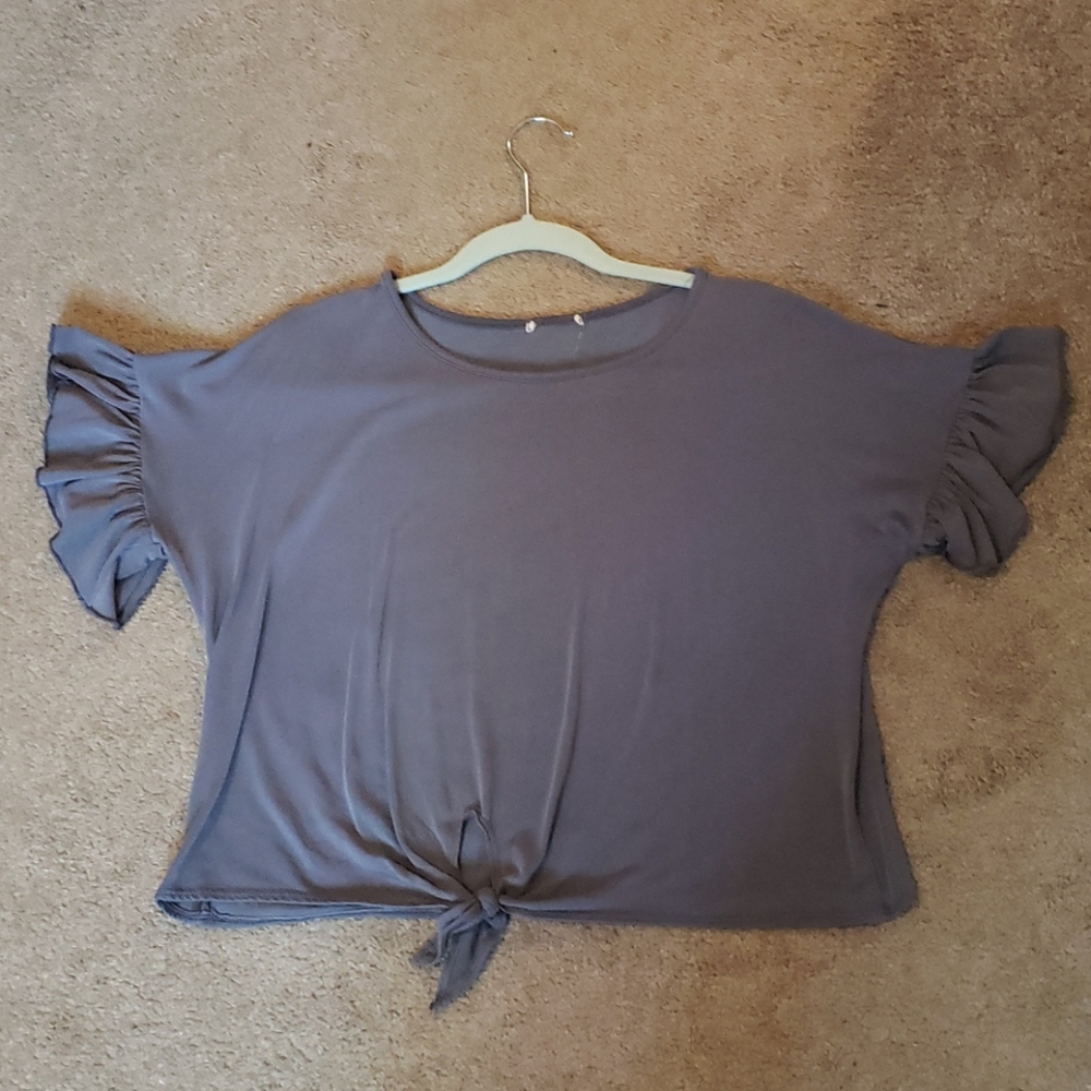 Fashionable Bell Sleeve Knotted Top